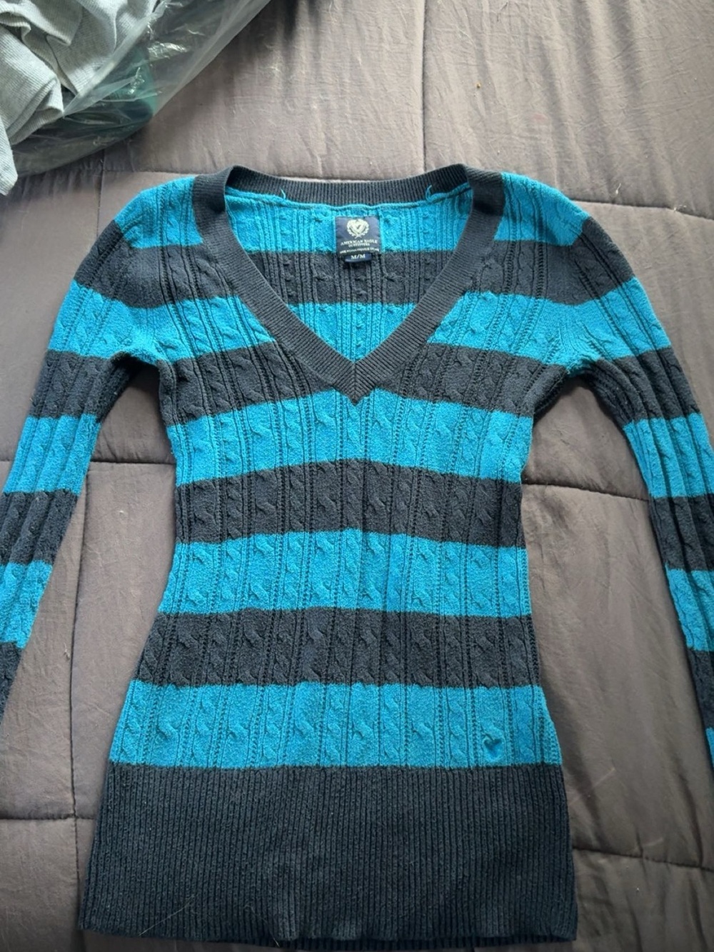 American Eagle Ribbed Fitted V-Neck Sweater